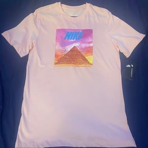 Nike Men’s Sportswear Festival T-shirt- Medium - Light Pink
